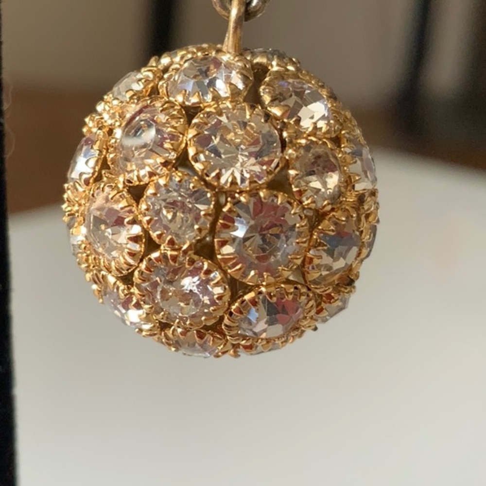 Statement earrings - Picture 2 of 3